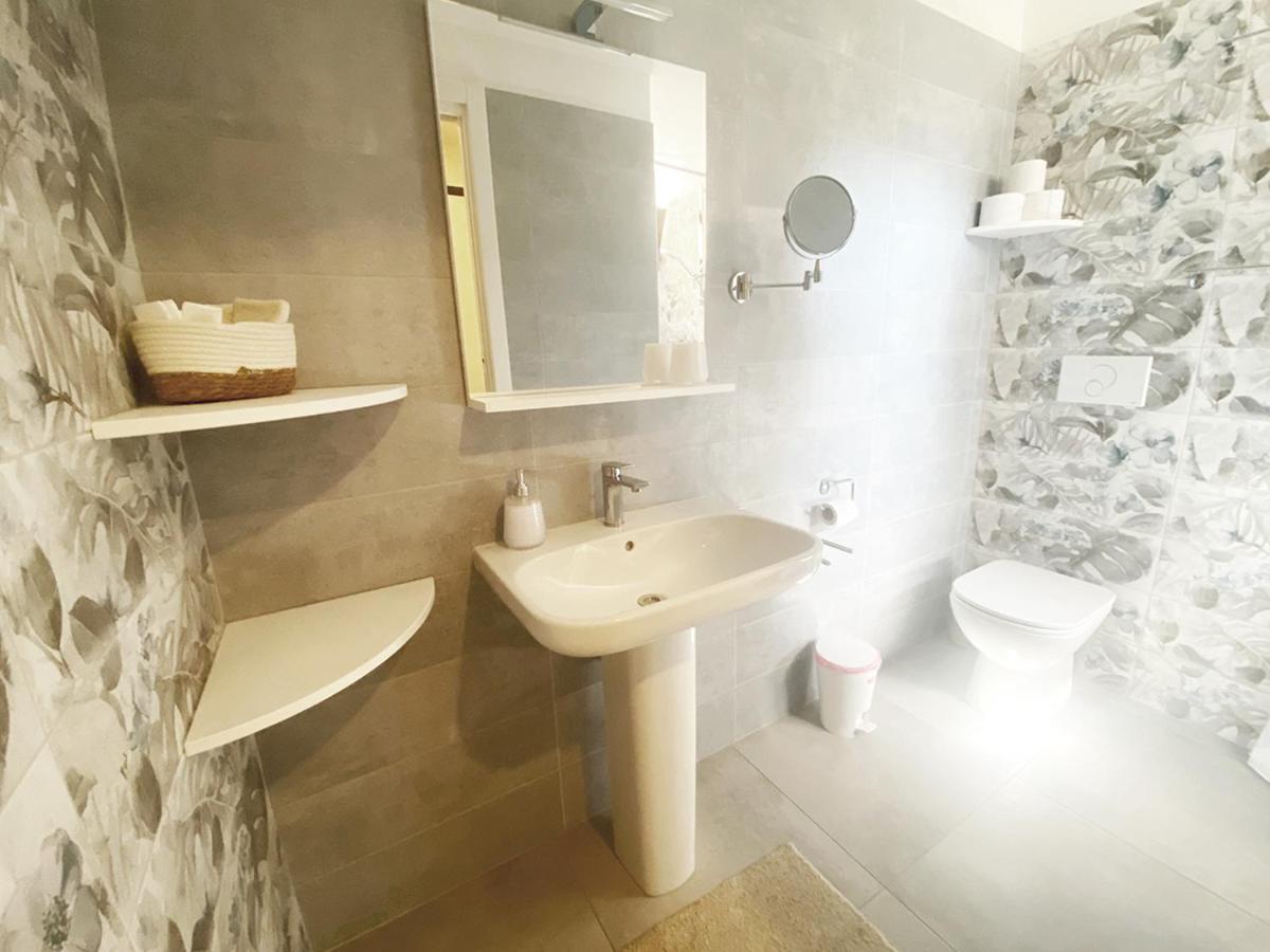Villa Bella Salmagi - Surya Sardinia Holidays & Yoga カピターナ 部屋 写真